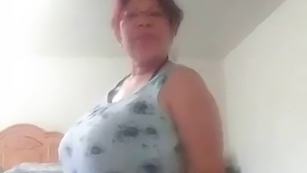 Hot And Juicy 1'S Steamy Session With A Big-Assed Beauty