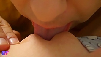 Oral Sex With The Ideal Stepsister